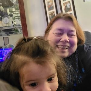 Meet your Posher, Kendra